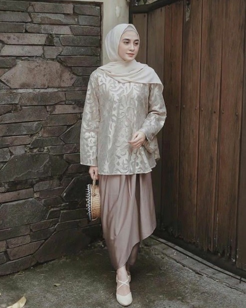 Model Kebaya Hijab Kombinasi