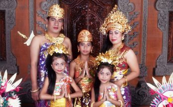 Menilik Sejarah dan Jenis dari Pakaian Adat Bali